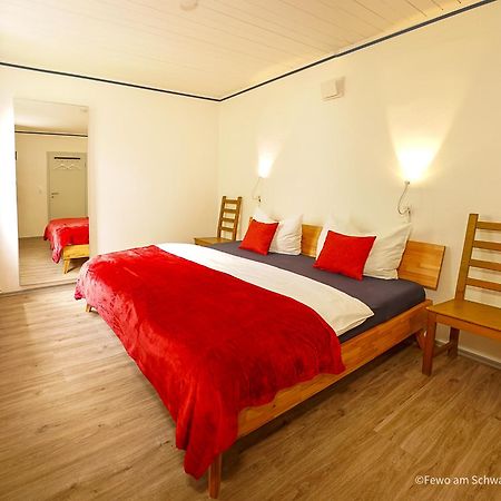 Fewo Am Schwanseebad Mit Garten - Ruhig, Familienfreundlich Und Zentrumsnah ワイマール エクステリア 写真