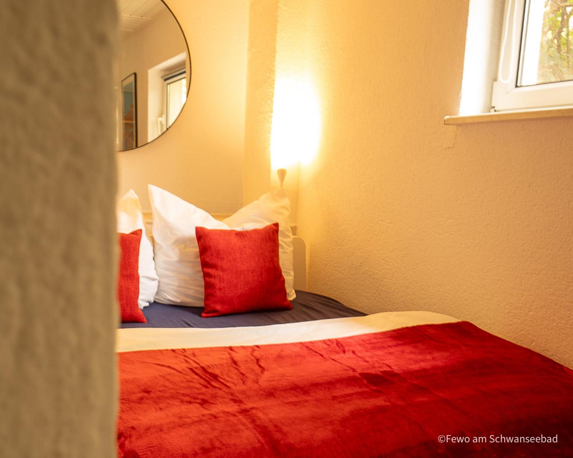 Fewo Am Schwanseebad Mit Garten - Ruhig, Familienfreundlich Und Zentrumsnah ワイマール エクステリア 写真