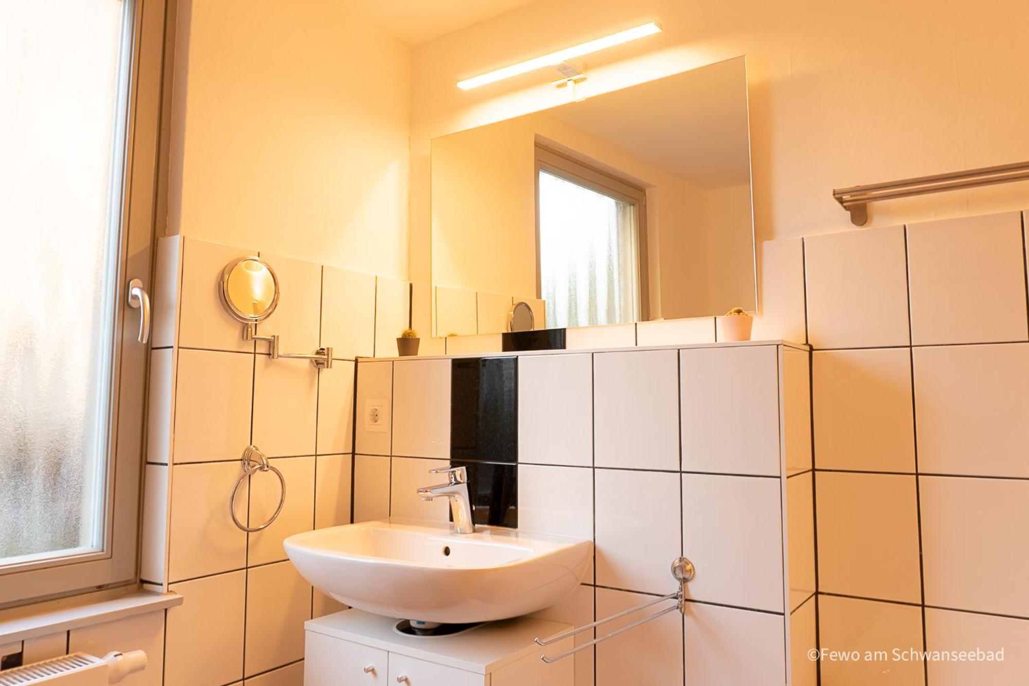 Fewo Am Schwanseebad Mit Garten - Ruhig, Familienfreundlich Und Zentrumsnah ワイマール エクステリア 写真