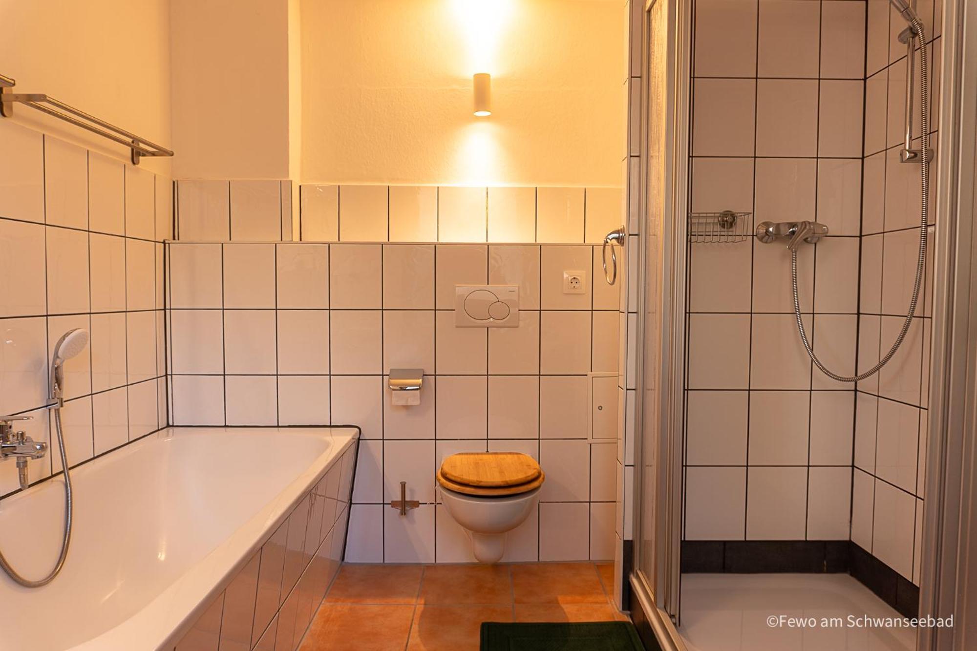 Fewo Am Schwanseebad Mit Garten - Ruhig, Familienfreundlich Und Zentrumsnah ワイマール エクステリア 写真